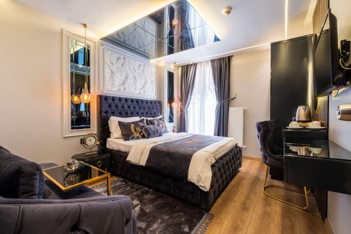 Beşiktas Merkezde 2+1 Sahıle 1dk Yurumede Hıjyenık Daireler