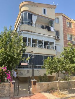 Didim Yeni Mahallede Ön Cephe 2. Katta Kapalı Balkonlu 1+1