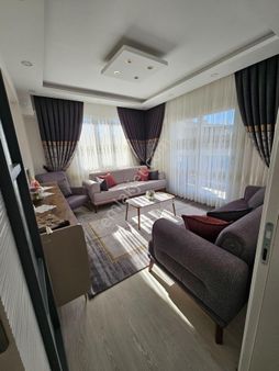 Manisa/turgutlu Nurcan Emlak'tan Şelvilitepe Mh. Satılık Arakat Daire