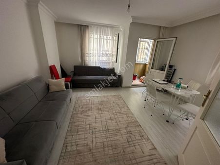 Celal Atik Sokakta 1+1 Daire