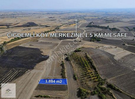 Babaeski Çiğdemli De 1884 M2 Hızlıtren Ve Köye Yakın Tarla