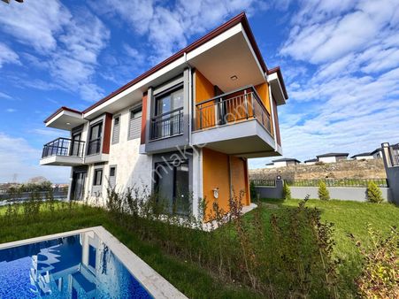 Rw Rs Netten Satılık Müstakil, Özel Havuzlu, 3+1 Villalar