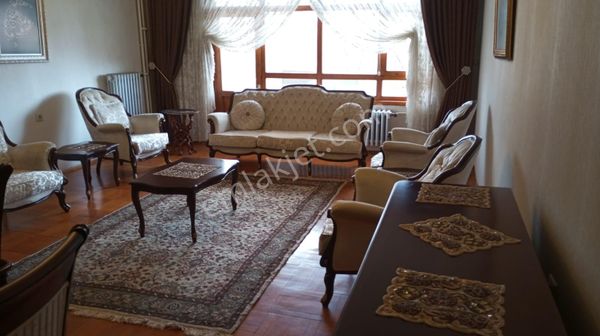 Neon Emlaktan A.eğlence De En Tutulan Binada Asansörlü Eşyalı 4+1 Ebebeyn Banyolu Kiralık Daire