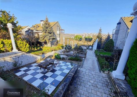 Finansman'dan..ikiz Villa..geniş Bahçe..müstakil Giriş..havuz