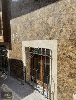 Düz Giriş Emsalinde 2+1 Bahçe Katı