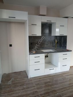 Feyzi Paşa Mahallesinde Sururisay Caddesi Geniş İki Artı Bir Daire