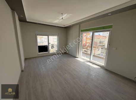 Atlas Emlak'tan Yeni Mahallede Satılık 2+1 Lüx Daire