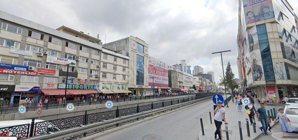 Esenyurt Doğan Araslı Lokasyonlu Satılık 700 M2 Depolu Dükkan