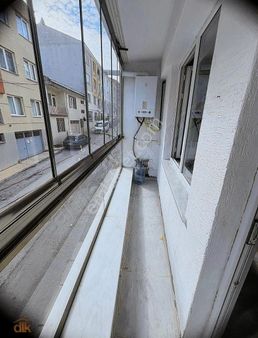 Emek Mahallesi Kapalı Pazar Yanı 3 + 1 Satılık Daire