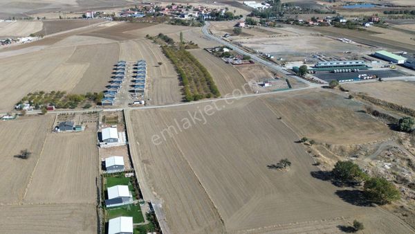 İmaremlak2'den Araç Takaslıe İmara Sınır 520m2 Yatırıma Uygun