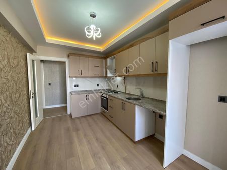 Torbalı Emlak'tan Torbalı Ertuğrul Mah. Arakat, Teraslı Doğal Gazlı 180m2 3+1 Dairemiz Satılık