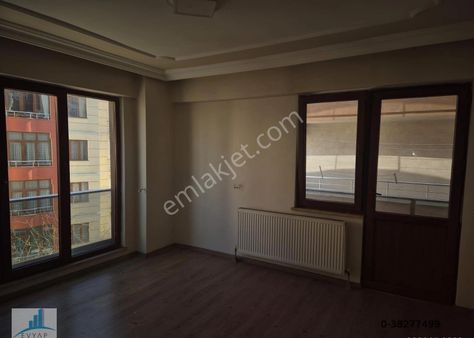 Muhittin Mahallesi Satılık 2+1 Ara Kat Daire