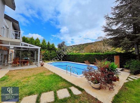 Sarıyer Bizimtepe Sitesi' Nde Müstakil Havuzlu Villa