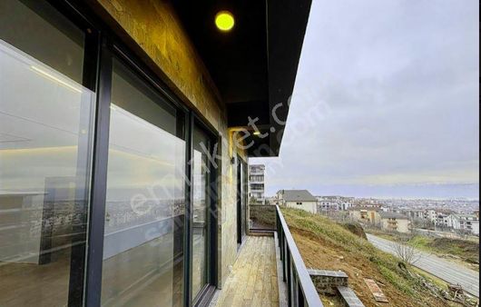 Deniz Manzaralı Özel Tasarım Müstakil Satılık/kiralık 6+3 Bina