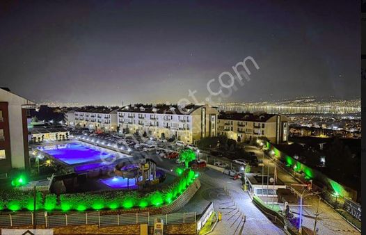 Zeray Güneş Sitesinde Deniz Manzaralı Satılık 3+1 Daire