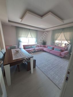 Site İçi Güvenlikli Ebeveyn Banyolu Geniş Lüks 3+1 Arakat