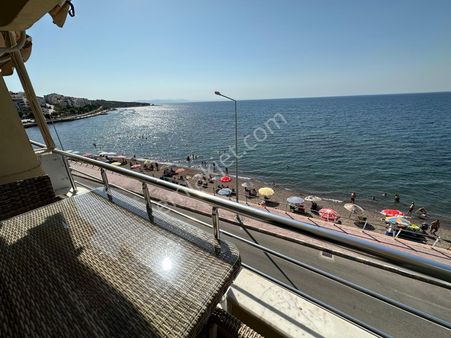 Dikili Ümmetoğlun'dan 6+2 Denize Sıfır Panoramik Manzaralı Dubleks