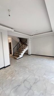 Gemlik Umurbey'de Bahçeli 3+1 Dubleks Daire