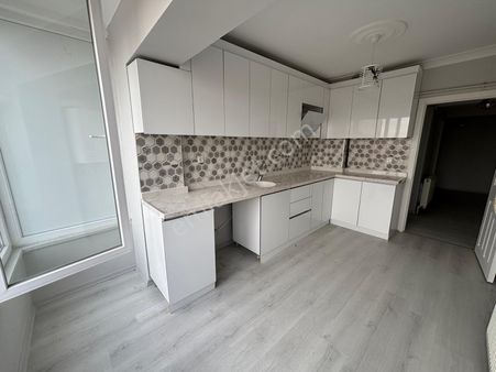 Bk Gayrimenkulden Tandoğan Mah. Ara Kat Asansörlü Yapılı Satılık 3+1 Daire