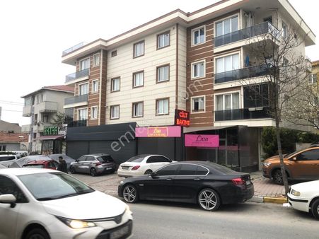 Ümraniye Çakmak Site Mahallesi Bekara Yabancı Ya Atay Caddesi Üzerinde Yeni Bina Kiralık 1.kat
