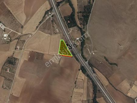 İşyapar Gayrimenkulden Afyon Yoluna Cephe Ticari Ruhsatlı Arazi