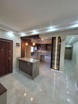 Mhc’den Satılık Kardeşköyde Lüks Tadilatlı Bahçeli 2+1