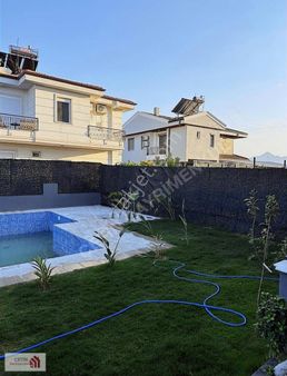 Döşemealtı Altınkalede 4+1 Tripleks Havuzlu Villa