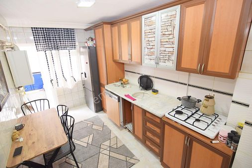 Cihandan Anadolu Mah. İvedik Cadde Yakını Arakat Masrafsız 2+1