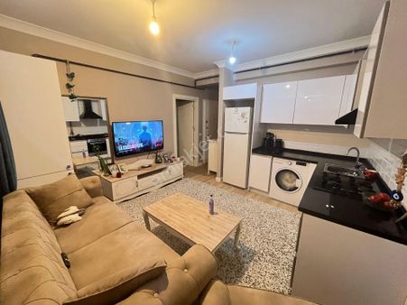 Üsküdar Selami Ali Fıstık Ağacında Yeni Binada 2+1 75m² Satılık