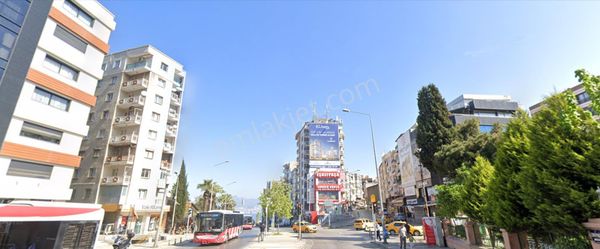 Eşrefpaşa Bayramyerinde Ferah Konumda 3+1 80 M2 Satılık Daire