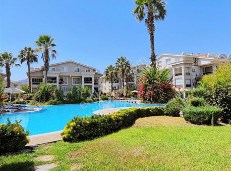 Marmaris'in En Prestijli Sitesi Palmiye Sitesi'nde Satılık 3+1
