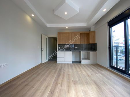 Kaleiçi Ve Tramvay Yakını Katta 2+1 Sıfır Daireler