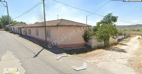 Bandırma Ergili Mahallesinde Köy İçinde Satılık Kerpiç Ev