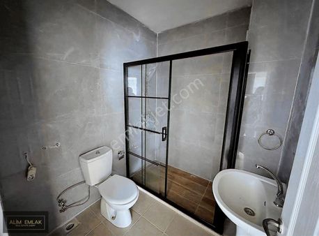 Didim/efeler Mah. Havuzlu Sitede Satılık 3+1 Daire !!