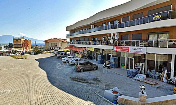 Kuşadası Kadınlardenizinde Sitede Havuzlu Bahçe Katı 2+1 Dublex