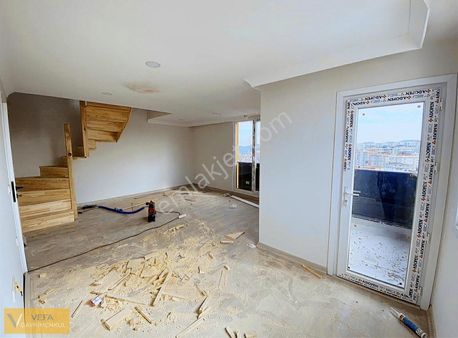 Vefa Gayrimenkulden Akşemsettin Mahallesi Satılık 4+1 Üstdubleks