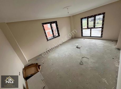 Pendik Ahmet Yesevide Merkezi Konumlu 3+1 Satılık Daire