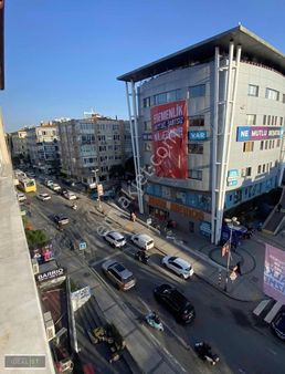 Nispetiye Caddesinde Mükemmel Konumda 2.5+1 100'm2