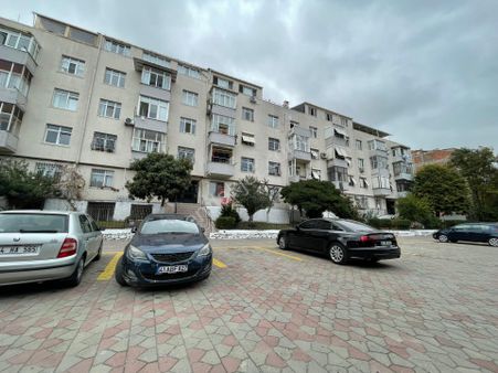 İstanbul House'dan, Merter'de, 4.kat, Merkezi Konumda 2+1