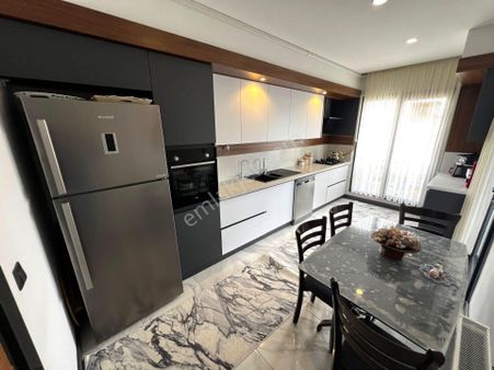 Sadece Yiğit'ten Adliye Yanı Kusursuz 3+1 Satılık Daire