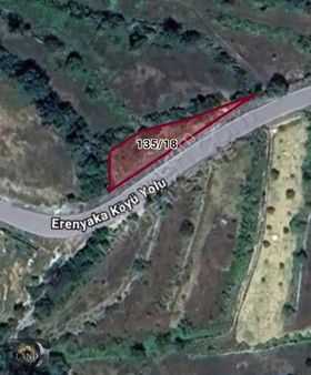 Akseki'de Asfalt Cephe Fırsat Arazi