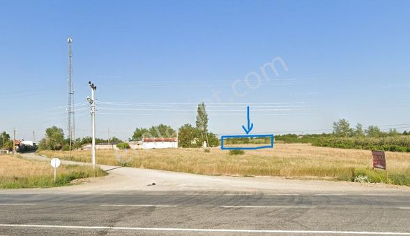 Abit Gm Seyrantepede 3.300 M2 Yolu Olan Satılık Tarla