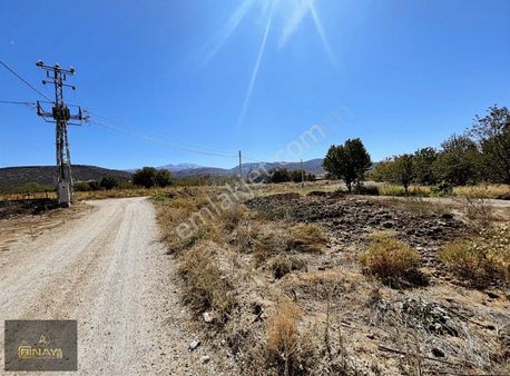 Küçükgökçelide Acil Satılık Elektrik Su Yanında 1470m2 Tarla