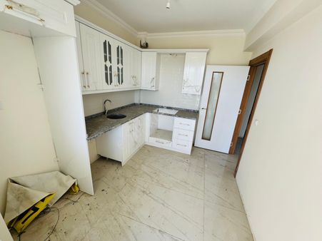 Furkan Emlaktan Tepecik Mah 3.kat 3+1 120m2 Ebeveyn Banyolu Çift Balkonlu Sıfır Fırsat Daire