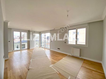 Suadiye'de Marks&spencer Arkası Bağdat'a Çok Yakın Geniş 3+1