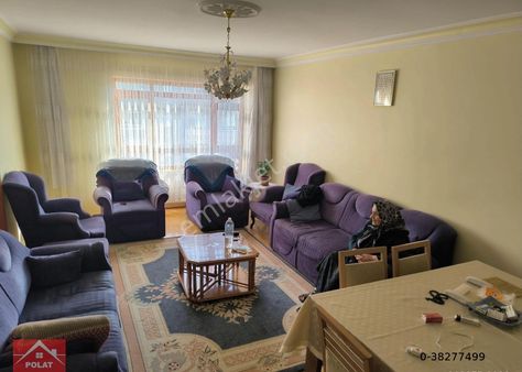 İstasyon'da Takaslı 4+1 Kapalı Teraslı Çarşıda Süper Lokasyonda Polat Emlak'tan