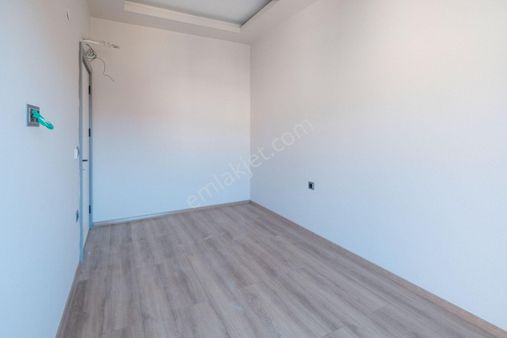 Sakolıfe Gayrimenkul'den Güllerpınar Mah 2 + 1 Dubleks Daire