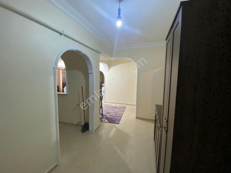 Eski Pazar Cd. 3+1 120m2 Temiz Bakımlı Daire