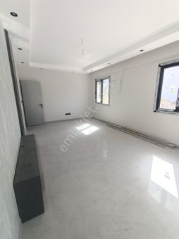 Şemikler Naz Bayrak Da 2+1 Satılık Daire