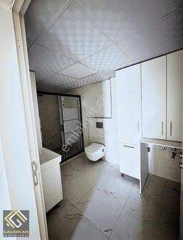 İçi Sıfır Yapılı/arakat/cam Balkonlu/gümüşler Bulvarı/180 Metre